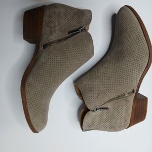 LUCKY BRAND ANKLE BOOTS SIZE 9